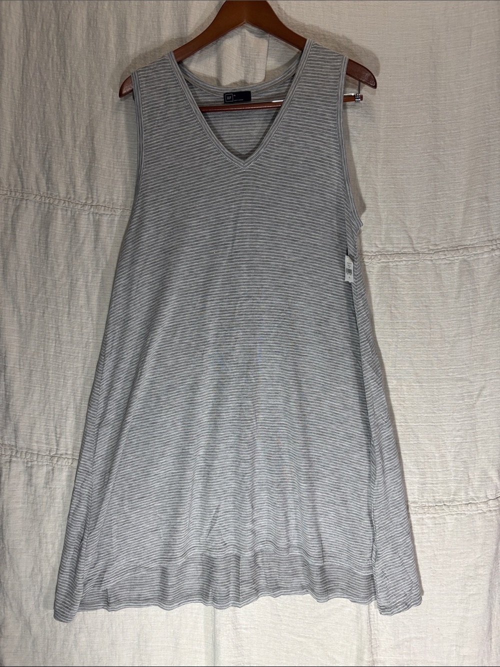 GAP NWT Gray White Striped Sleeveless V-Neck Dress Size XL